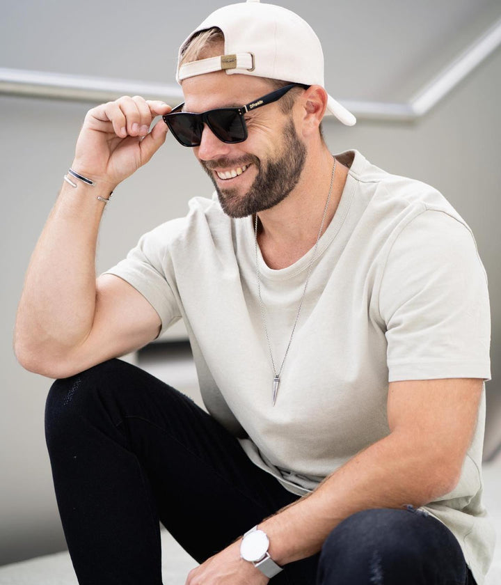SUEDE CAP.